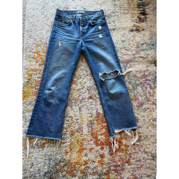 GRLFRND Linda High Rise Distressed Jeans Size 26, 27‎ in inseam - Picture 1 of 11